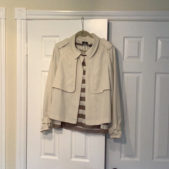 Vince Camuto blouse neutral cream/tan - Picture 2 of 2